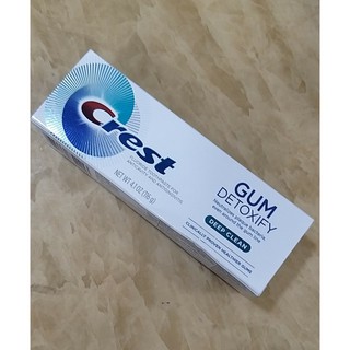KEM ĐÁNH RĂNG CREST GUM DETOXIFY deep clean