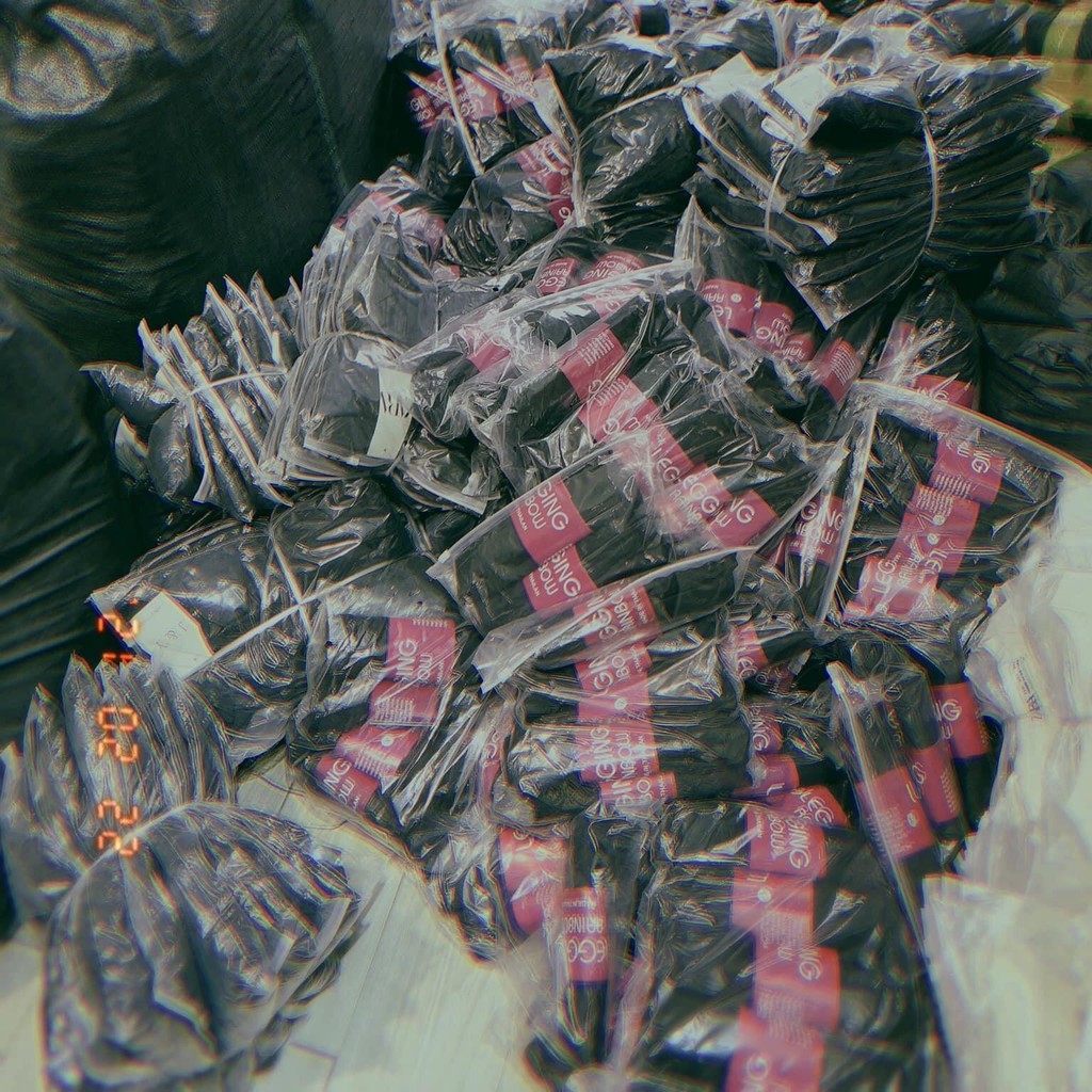 Quần legging ngắn chất cotton co dãn 4 chiều | BigBuy360 - bigbuy360.vn