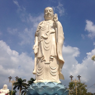 Kim khí Hoàng Bách