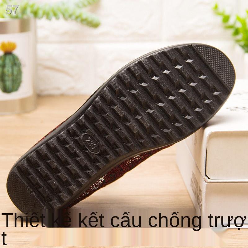 Dép trung niên và cao tuổi, nữ, đế mềm chống trượt, giày, vải Bắc Kinh cũ, phụ nữ đơn mùa hè 2021S