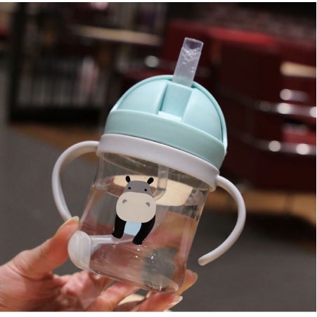 Bình uống nước có ống hút chống đổ Kèm Van Chống Sặc Dung Tích 250ml