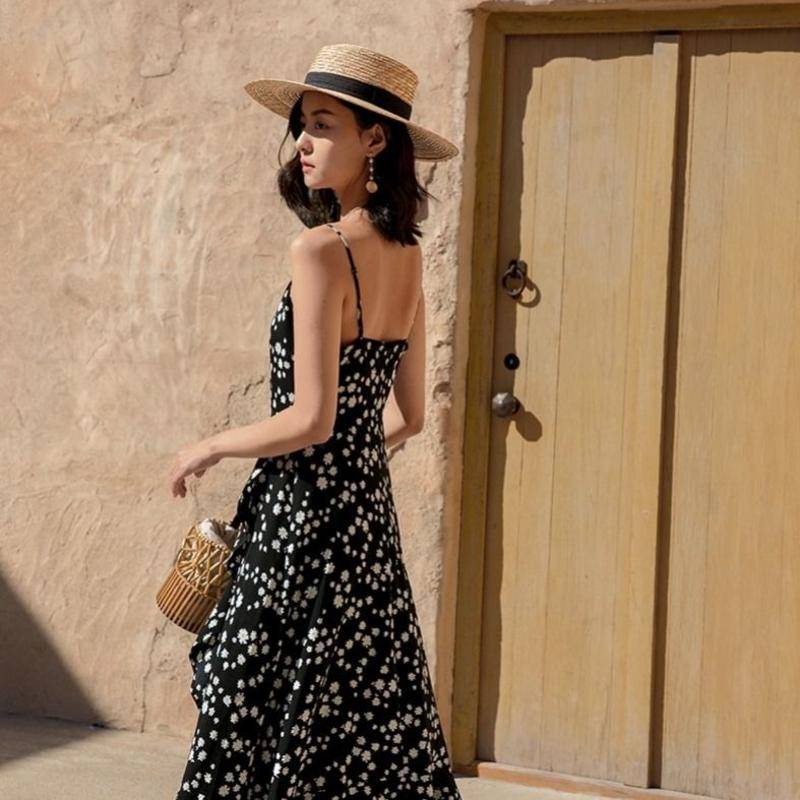Đầm Hai Dây Cổ Chữ V Họa Tiết Chấm Bi / Hoa Thời Trang Mùa Hè Mới 2022