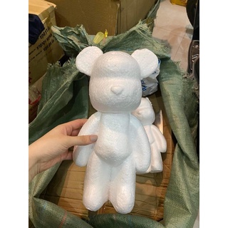 Phôi gấu bearbrick gắn hoa xốp cao 32cm