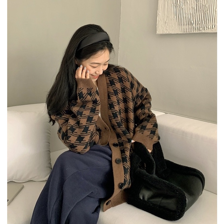 Áo Khoác Cadigan Len Kẻ Caro Form Rộng Oversize | BigBuy360 - bigbuy360.vn