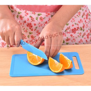 Dao nhựa tập cắt cho bé
