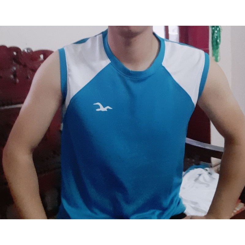 Áo thể thao sát nách