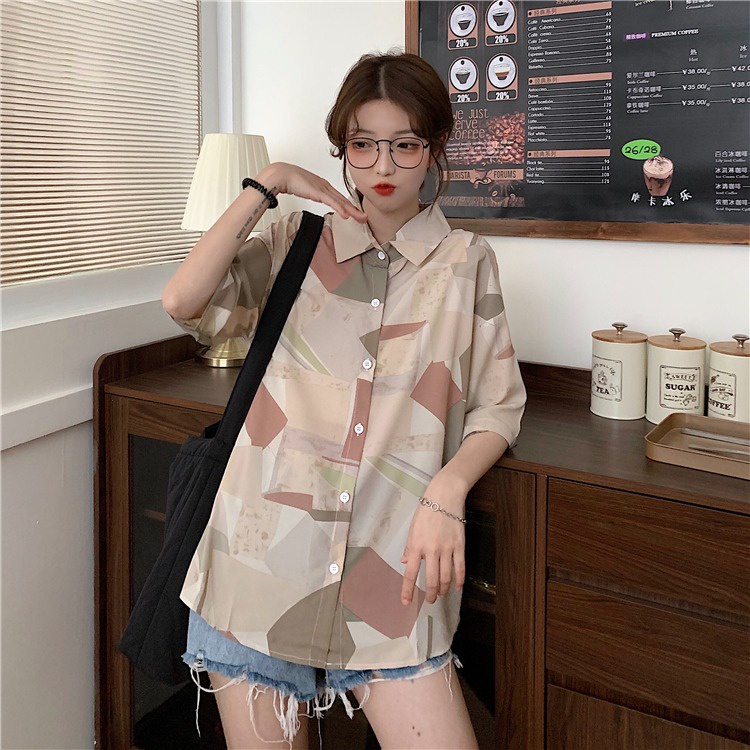 Áo Sơ Mi Tay Ngắn / Ngắn Dáng Rộng In Họa Tiết Độc Đáo Thời Trang Cho Nữ