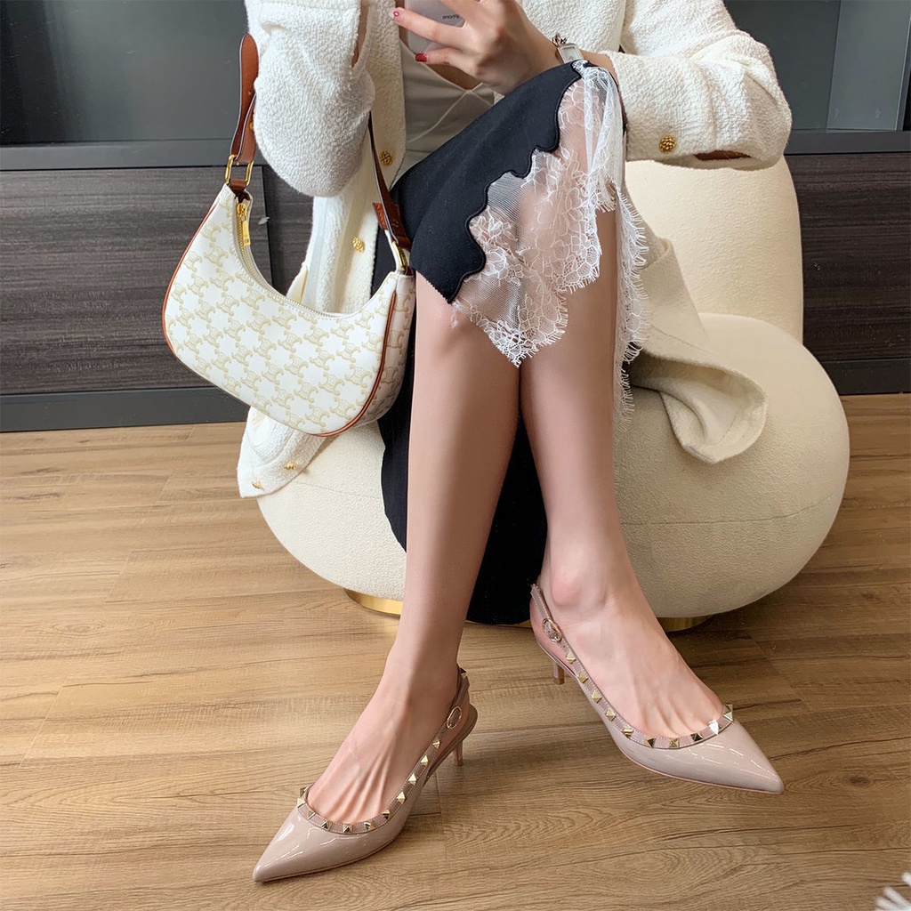 Giày Cao Gót Da Bóng Mũi Nhọn Đính Đinh Tán Thời Trang Mùa Hè 2022 Cho Nữ