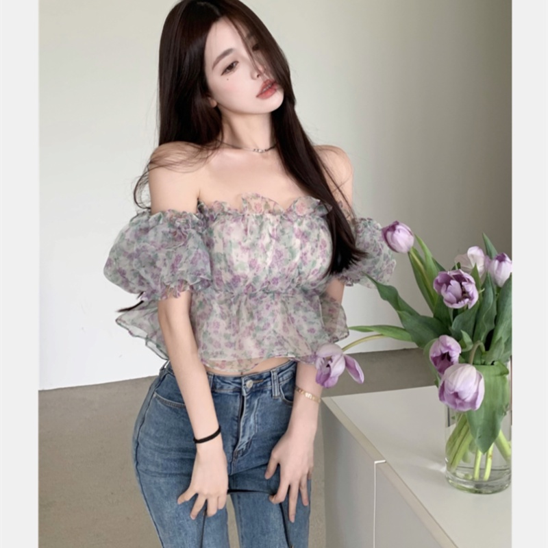 Áo Kiểu Tay Ngắn Hở Vai In Họa Tiết Hoa Nhí Xinh Xắn Thời Trang Cho Nữ