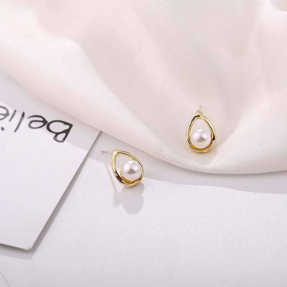 Đôi Khuyên Tai HìNh Tam GiáC ThờI Trang Cho Nữ