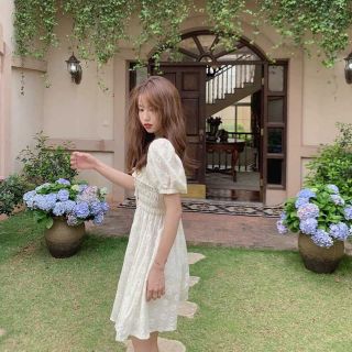 Váy tay bồng cúc họa mi ( có ảnh thật)