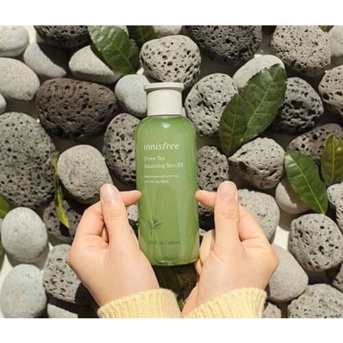 Nước Hoa Hồng Trà Xanh Innisfree Green Tea Balancing Skin EX 200ml