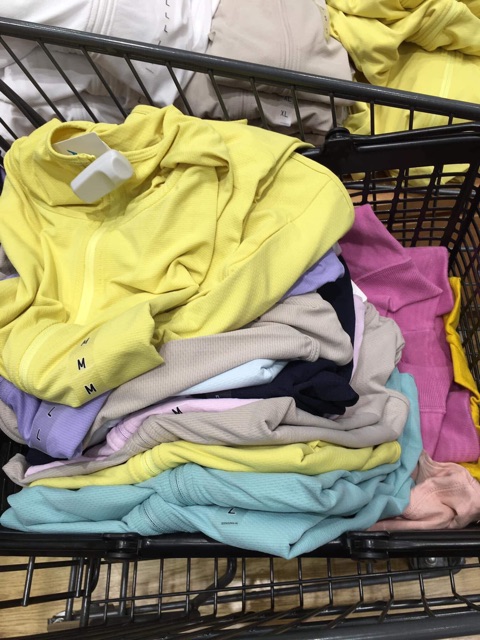 🔥[AUTH]ÁO CHỐNG NẮNG UNIQLO DÒNG THUN LẠNH AIRISM 2019🔥 | BigBuy360 - bigbuy360.vn