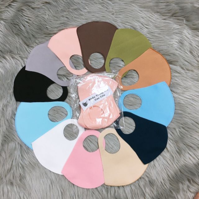 [Mã NOWSHIPVUI2 giảm 25k đơn 50k] Khẩu trang 3D vải có hình thật