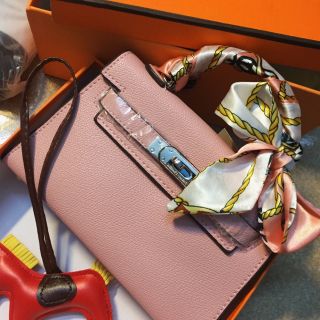 KHĂN LỤA QUẤN TÚI KELLY