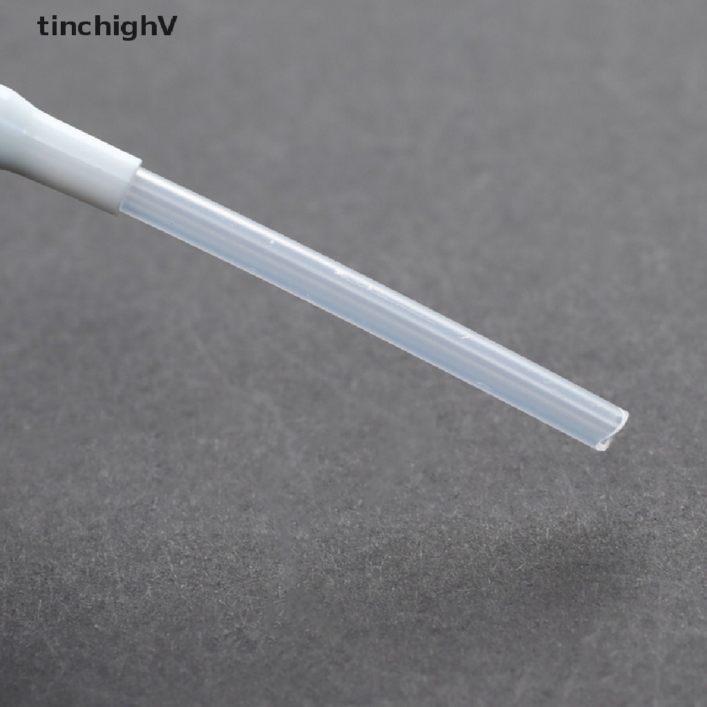 1 Kem Nền Dạng Lỏng Có Nút Bơm Bảo Vệ Không Rò Rỉ