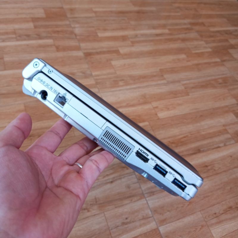 Máy tính xách tay Panasonic CF-B11 CF-B10 | BigBuy360 - bigbuy360.vn