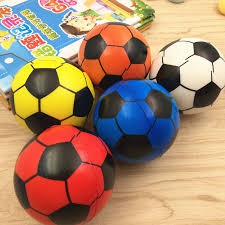 BÓNG ĐÁ MINI CAO SU NHIỀU HỌA TIỆT CHO BÉ YÊU