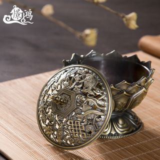 Bình đốt trầm hương