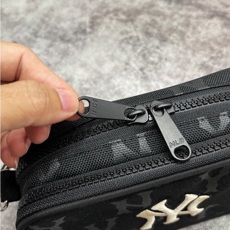 ✅  Túi đeo chéo NY MONOGRAM WAIST BAG BLACK - ẢNH THẬT | XUẤT DƯ XỊN 100% | CAM KẾT CHUẨN XỊN