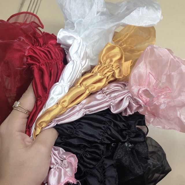 Áo croptop nhún tay phồng phối voan kiếng