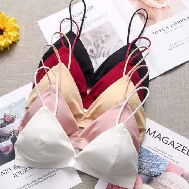 Áo bra đơn giản dễ phối đồ Sarah Lingerie