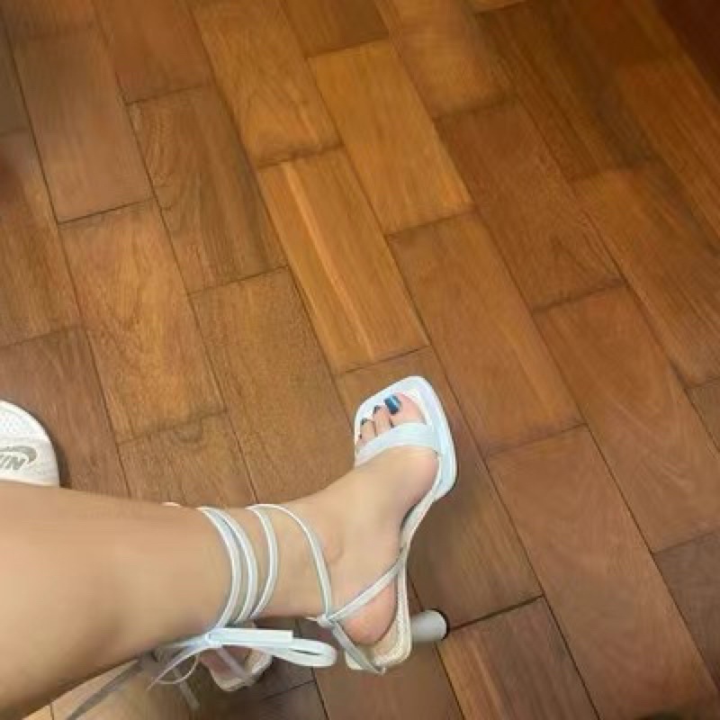 Sandal buộc dây siêu xinh