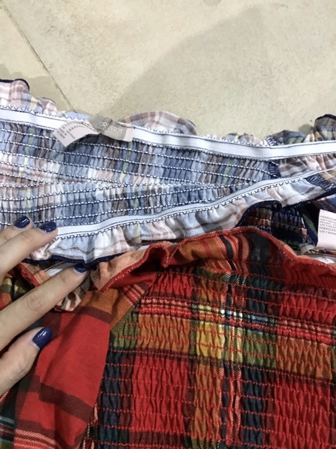 Áo croptop Bẹt Vai Tay Loe Xuất Xịn