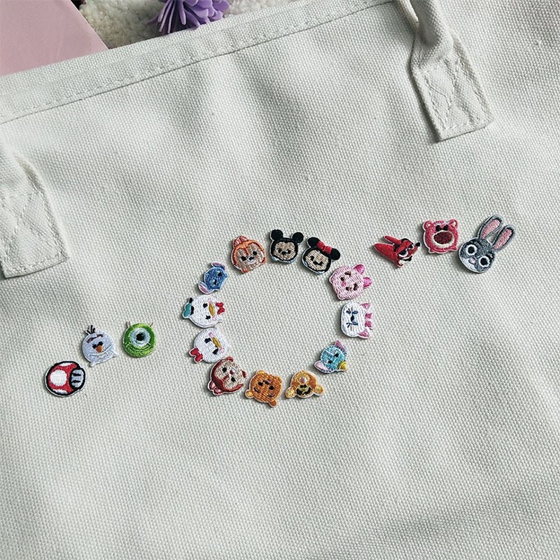 Bộ miếng dán trang trí giày bằng vải thêu họa tiết hình gấu pooh/chuột dễ thương