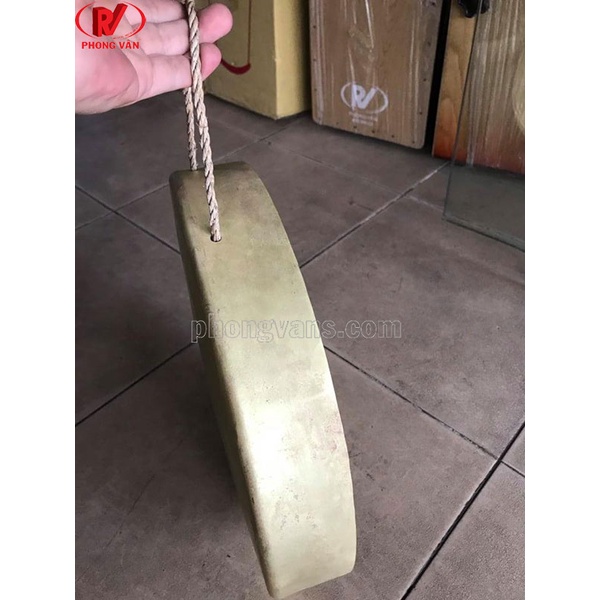 Thanh la đồng múa lân