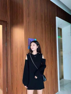 (Góc nhỏ của Mây - ORDER) Váy len mỏng khoét vai dáng ngắn trẻ trung GNCM
