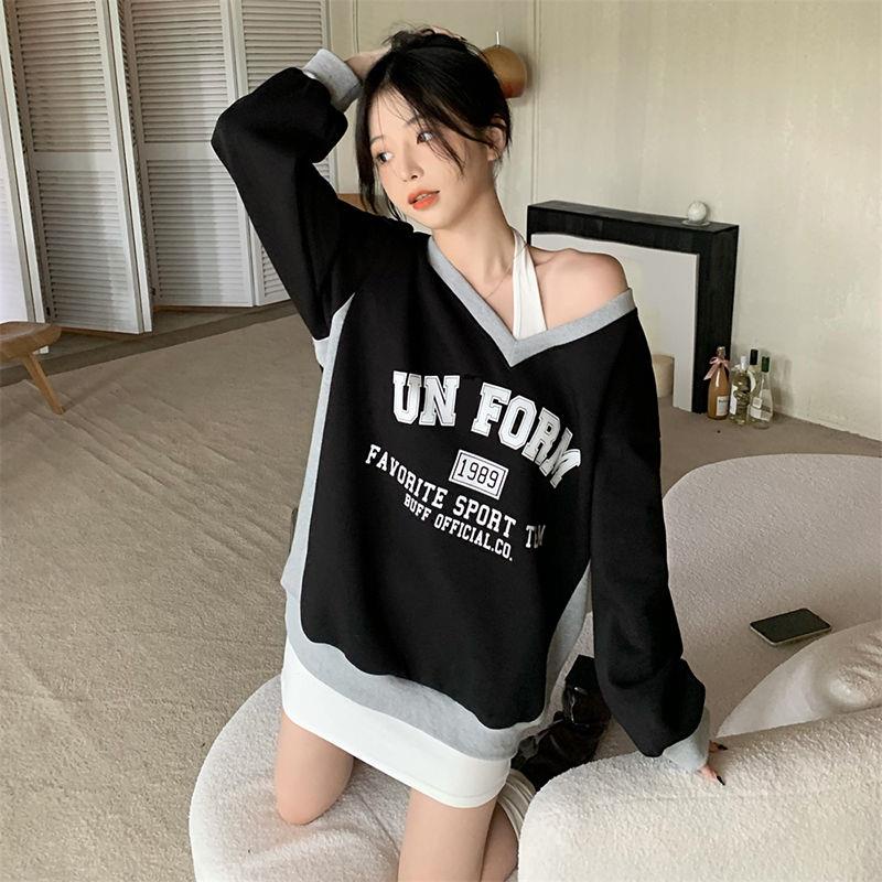 Áo sweater trễ vai dày dặn phong cách Hàn Quốc thời trang thu đông 2021 | BigBuy360 - bigbuy360.vn