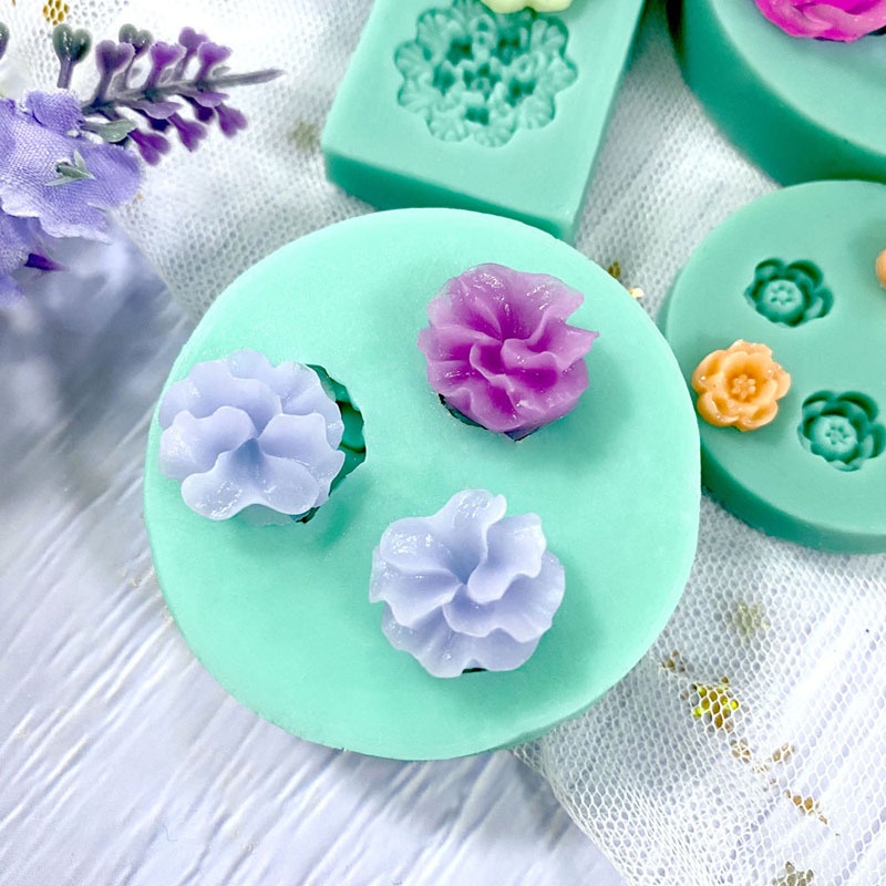 Khuôn Silicone Tạo Hình Làm Bánh Kẹo Hình Hoa Trái Tim DIY