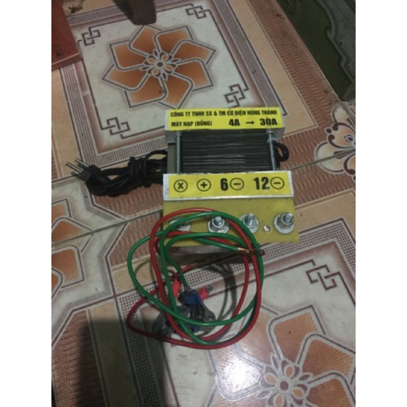 Máy Nạp Ắc Quy 12v - Biến áp sạc ắc quy 12v