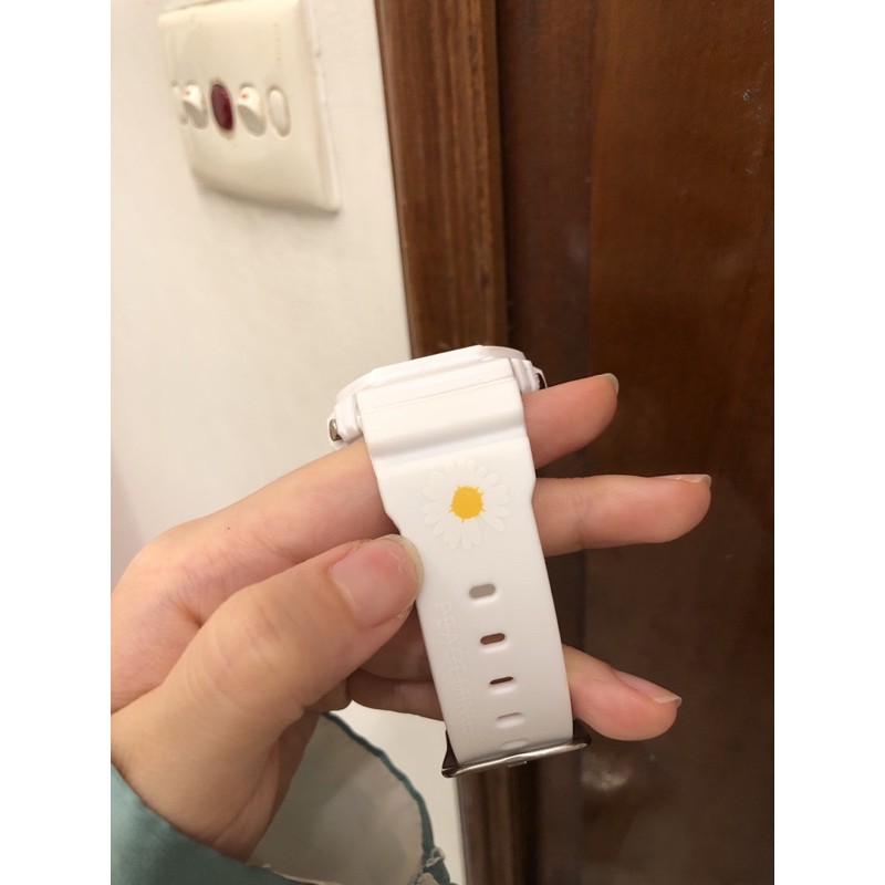 [KÈM VIDEO] Đồng hồ unisex thể thao CHUBBIE điện tử màu trắng - chống nước cao ✨ | BigBuy360 - bigbuy360.vn