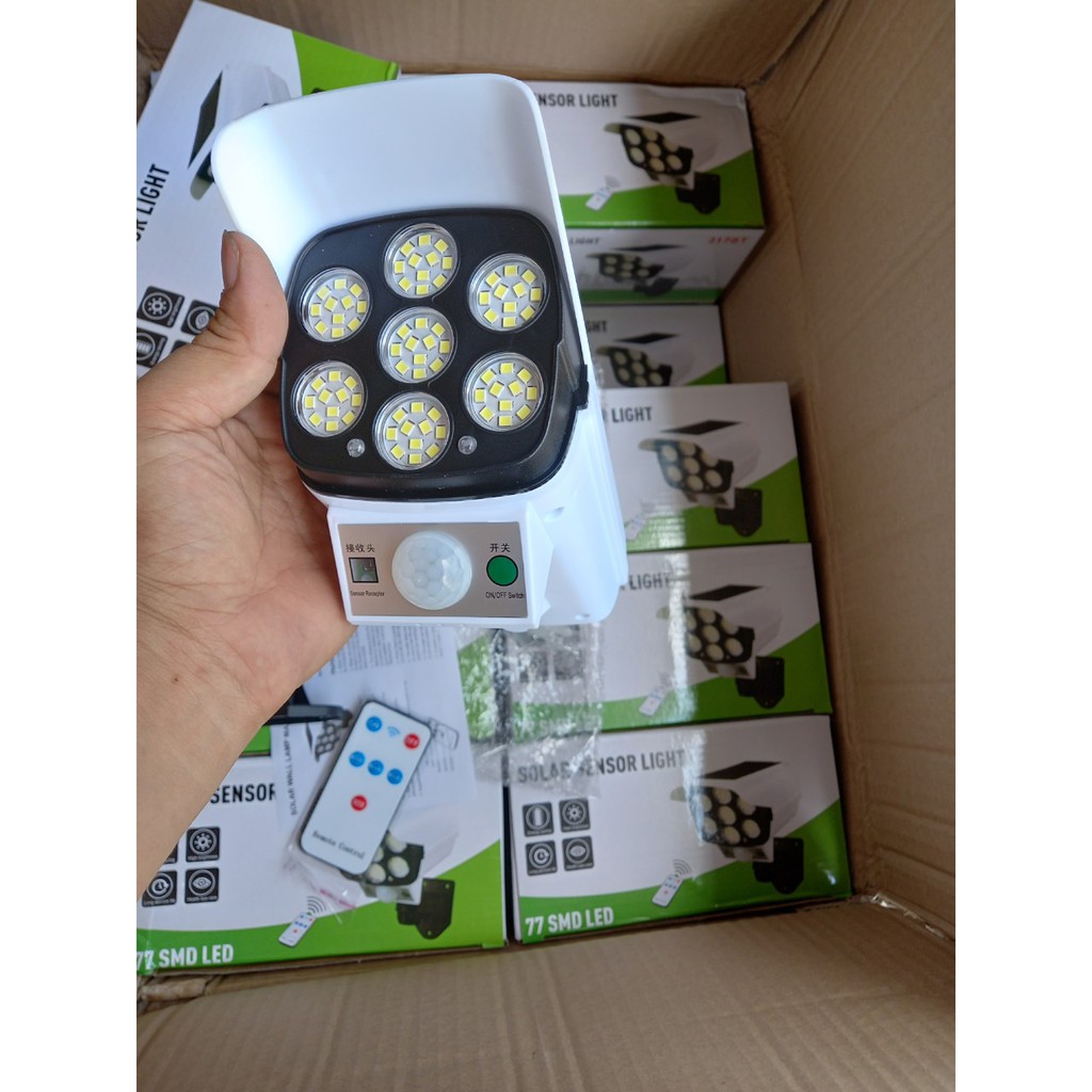 Đèn năng lượng mặt trời giả camera dọa trộm