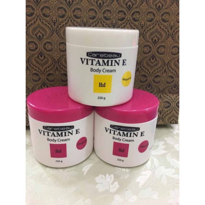 Kem Dưỡng Trắng - Ẩm Da Carebeau Vitamin E - Thái Lan 250g