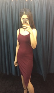 Đầm body 2 dây xẻ đùi