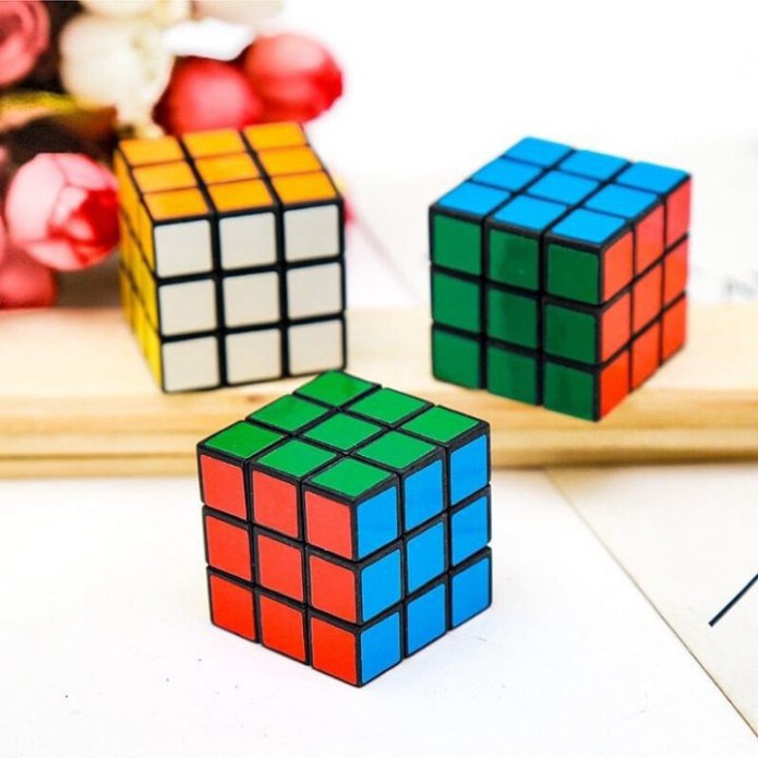 (Giá Rẻ) Khối Rubik 3x3 Mini Đồ Chơi Phát Triển Trí Tuệ Cho Bé Có Móc Khóa Bình Dương