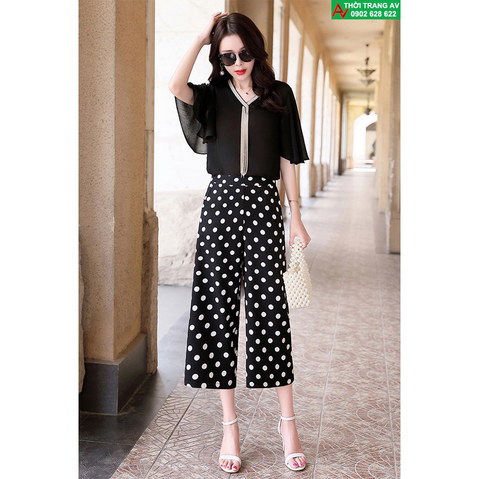 Jumpsuit - Đồ bay lửng ống suông tay cánh tiên cổ phối viền dây bạch kim - AV6300