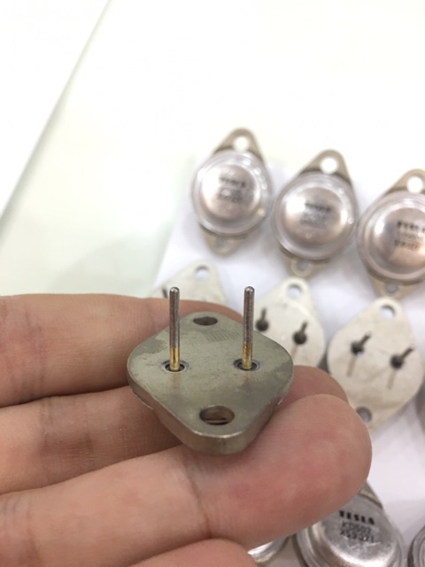 Sò công suất Transistor Tesla Kd502