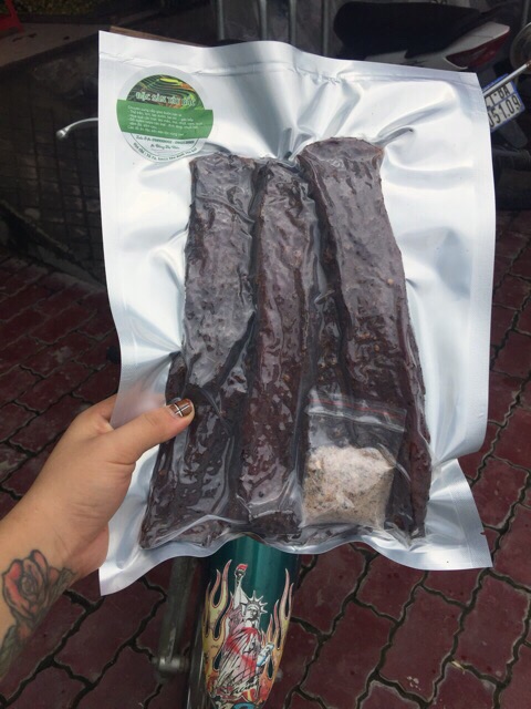 ĐẶC SẢN TÂY BẮC: THỊT LỢN GÁC BẾP 500G TẶNG KÈM CHẨM CHÉO | BigBuy360 - bigbuy360.vn