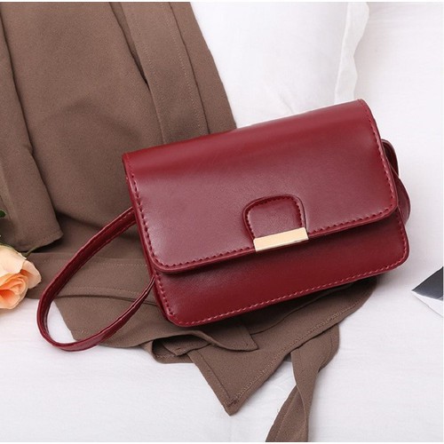 Túi đeo chéo nữ da 2019