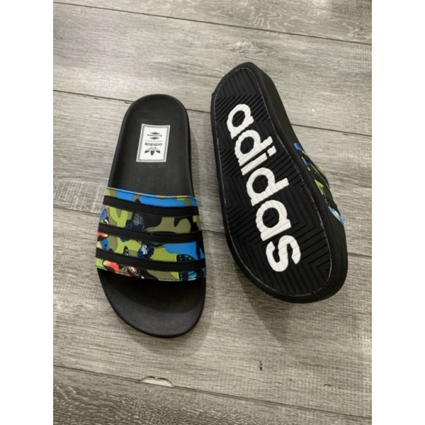 dép Quai ngang adidas đế chữ nổi