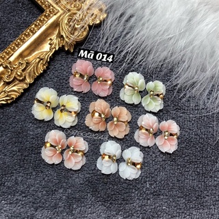 Cúc ôm đá. hoa bột nails.phụ kiện nails