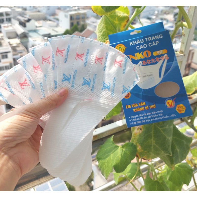 Khẩu Trang 5D Quai Vải in LV Hộp 10 cái siêu mềm mịn