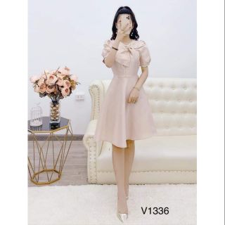 Váy xòe tay bồng vải tacta nhũ buộc nơ cổ
