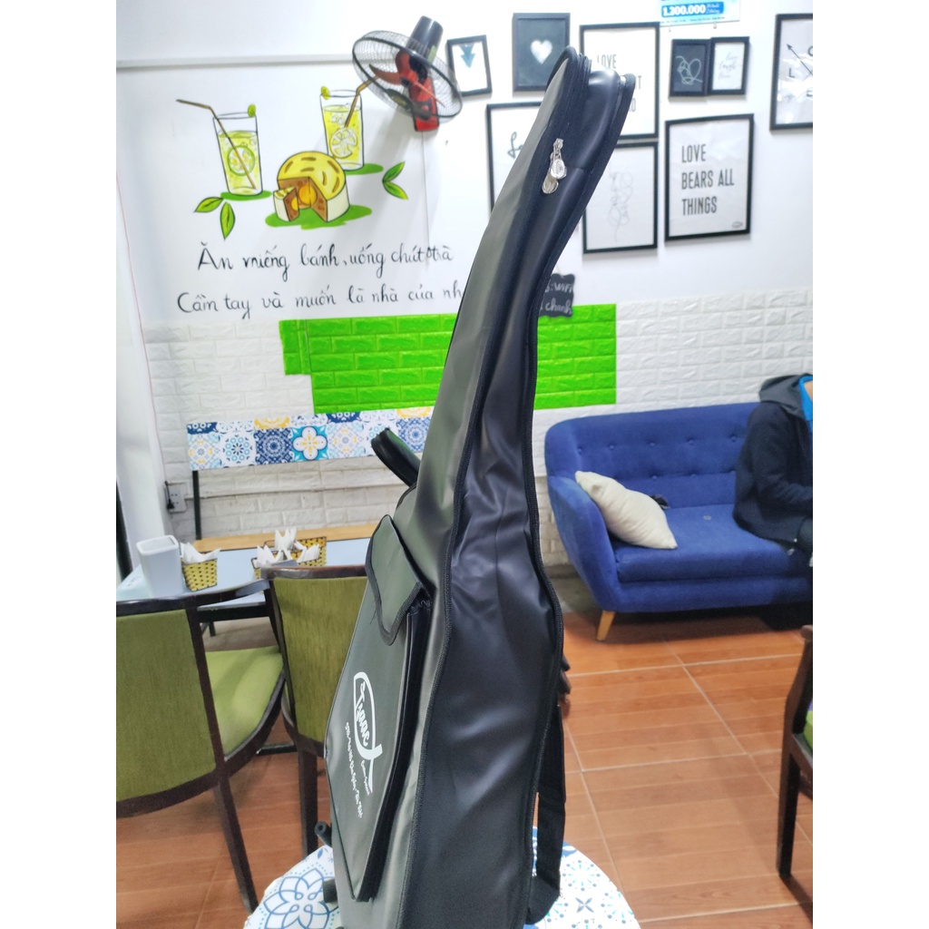 Bao da 3 lớp cho guitar. Bao đàn guitar 3 lớp. Có 2 quai đeo và 1 quai xách