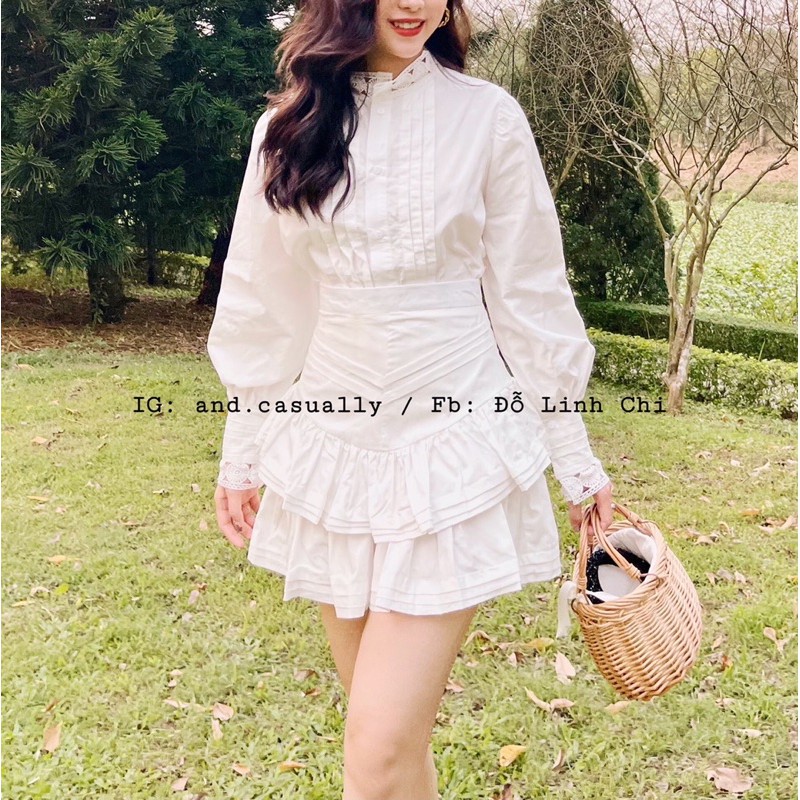 Sét áo sơmi phối ren và chân váy xoè tầng