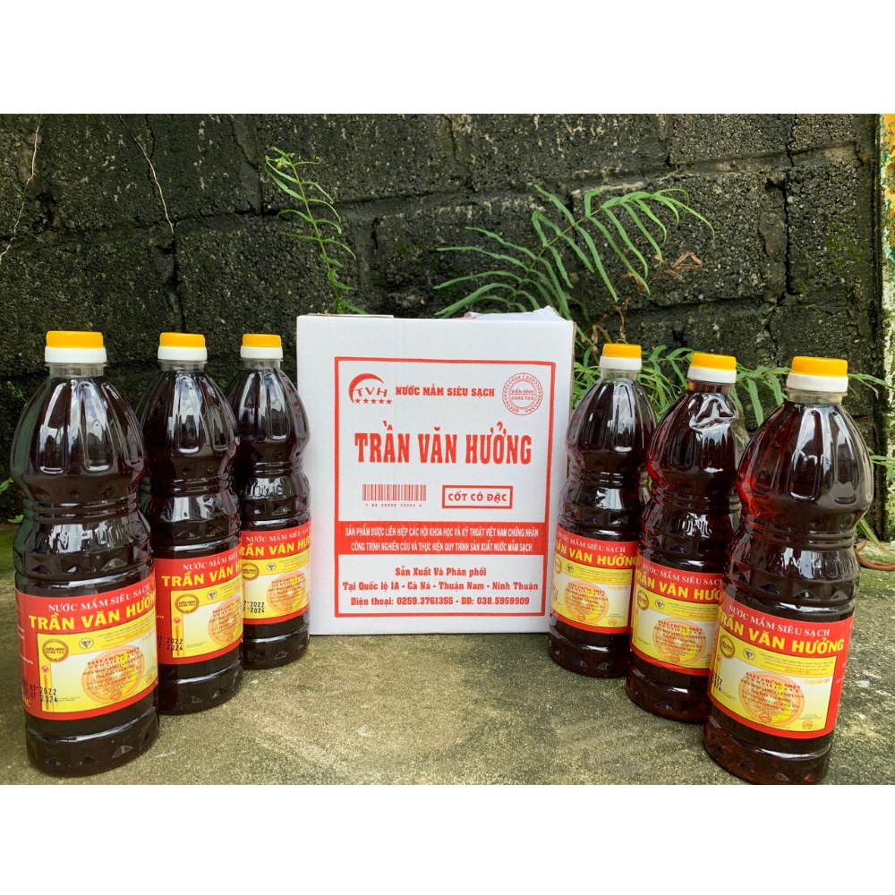 Nước mắm Trần Văn Hưởng loại đặc biệt cốt cô đặc chai nhựa
